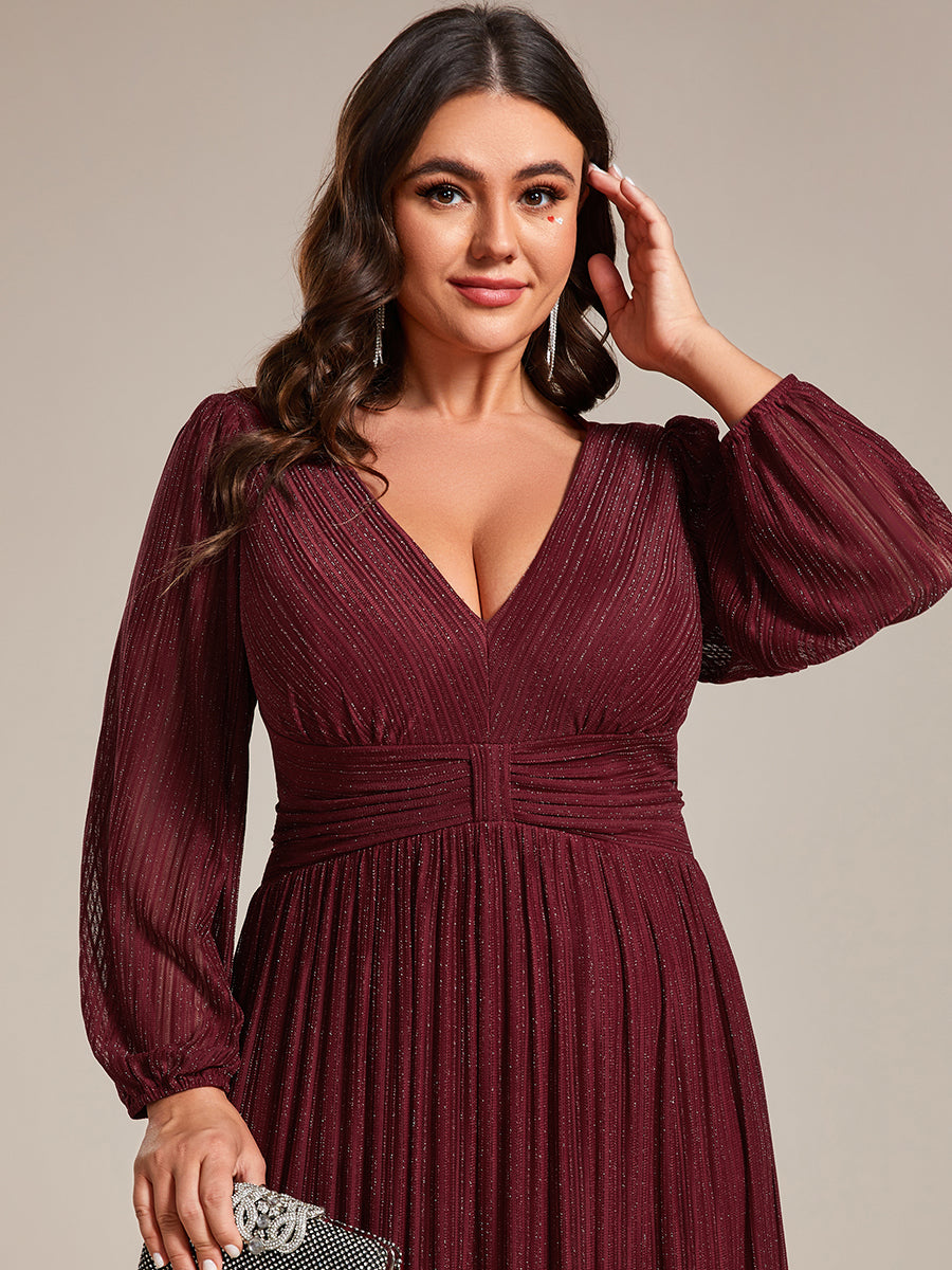 Funkelndes Abendkleid in A-Linie mit Empire-Taille und langen Ärmeln #farbe_Burgunderrot
