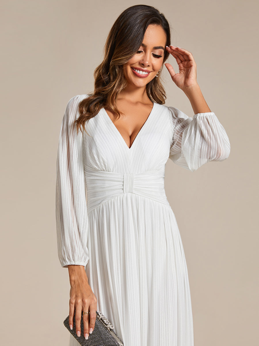 Funkelndes Abendkleid in A-Linie mit Empire-Taille und langen Ärmeln #farbe_Weiß
