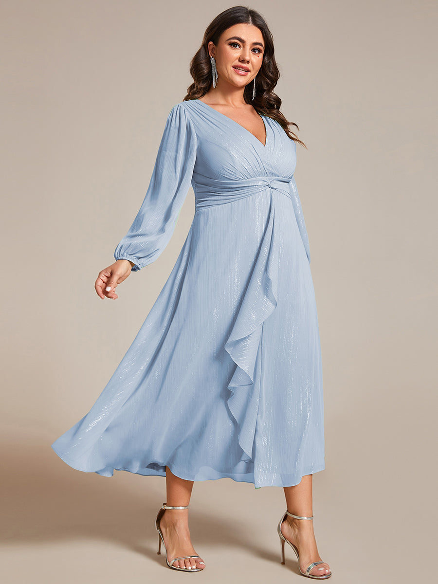 Robe d'invit¡§| de mariage trap¡§¡§ze en mousseline fluide ¡§¡è encolure ronde et longueur au genou #farbe_Himmelblau