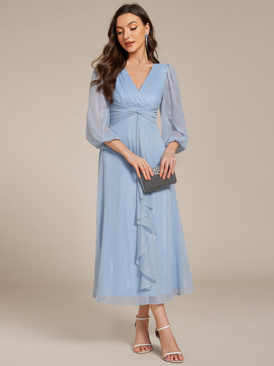 Robe d'invit¡§| de mariage trap¡§¡§ze en mousseline fluide ¡§¡è encolure ronde et longueur au genou #farbe_Himmelblau