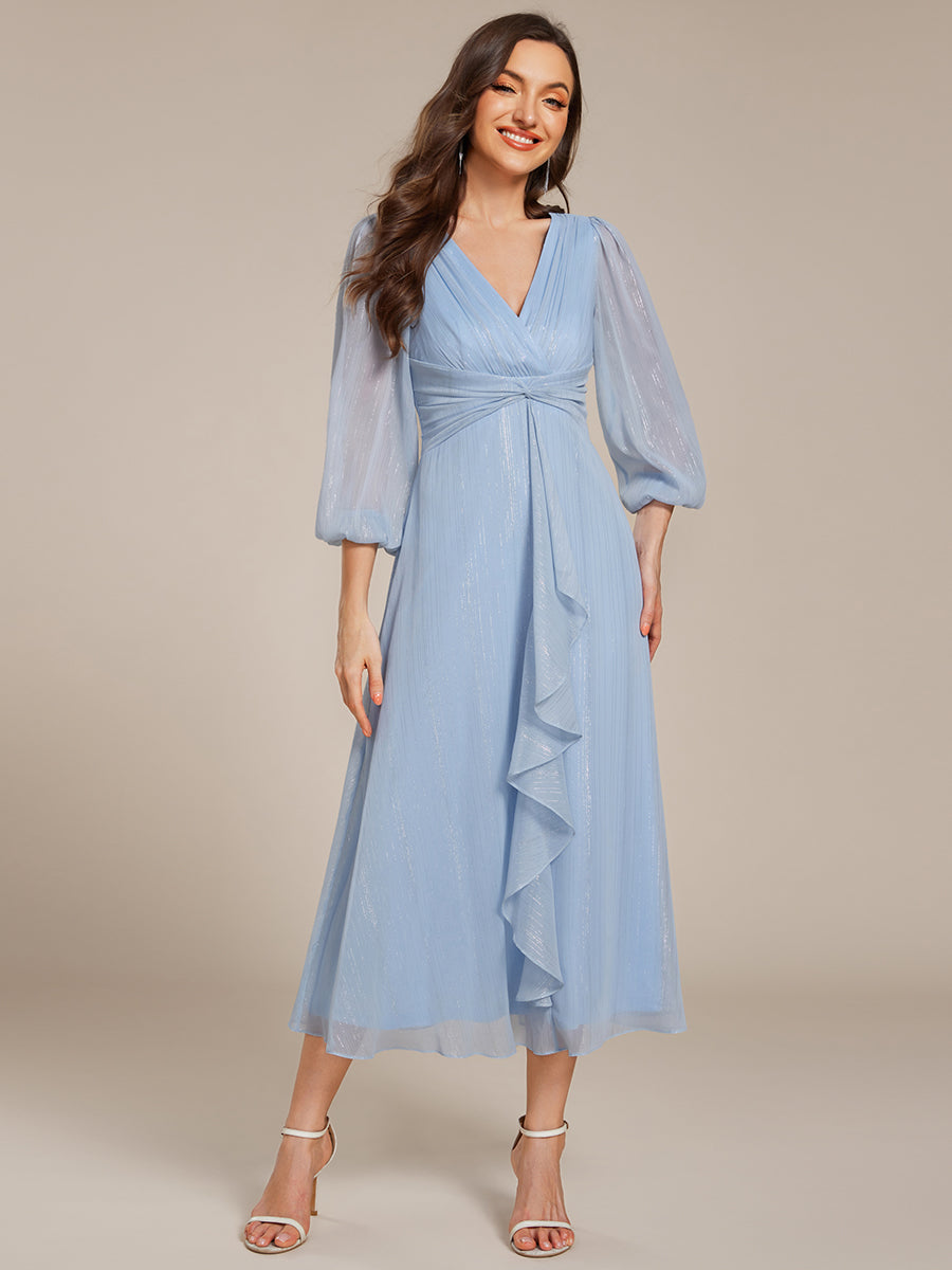 Robe d'invit¡§| de mariage trap¡§¡§ze en mousseline fluide ¡§¡è encolure ronde et longueur au genou #farbe_Himmelblau