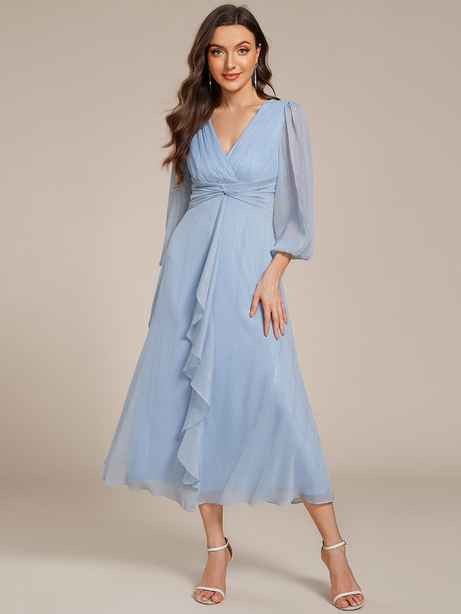 Robe d'invit¡§| de mariage trap¡§¡§ze en mousseline fluide ¡§¡è encolure ronde et longueur au genou #farbe_Himmelblau