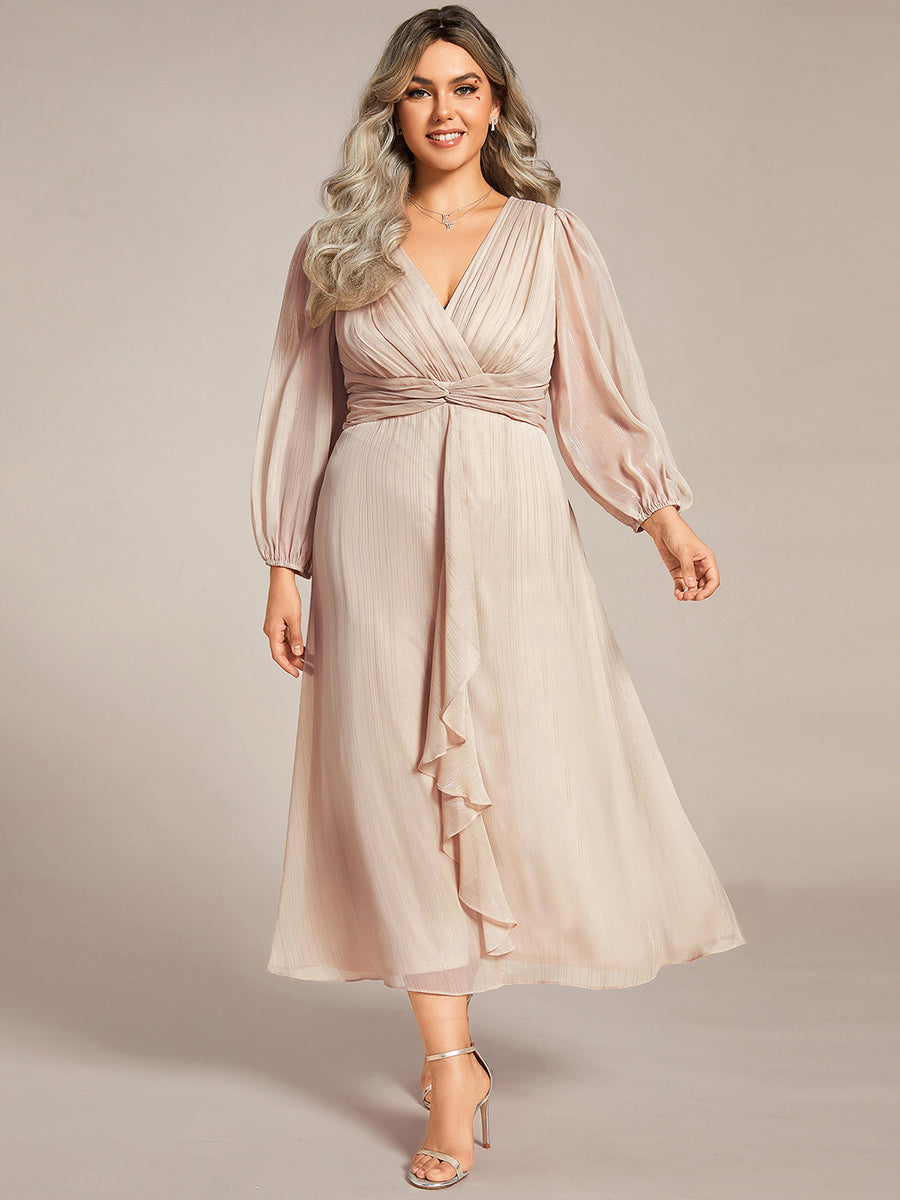 Robe d'invit¡§| de mariage trap¡§¡§ze en mousseline fluide ¡§¡è encolure ronde et longueur au genou #farbe_Champagner