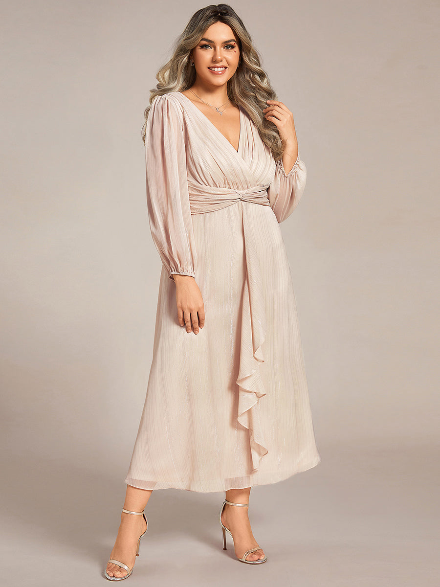 Robe d'invit¡§| de mariage trap¡§¡§ze en mousseline fluide ¡§¡è encolure ronde et longueur au genou #farbe_Champagner
