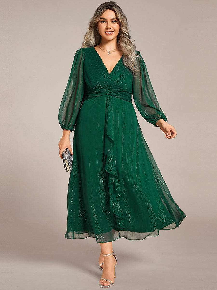 Robe d'invit¡§| de mariage trap¡§¡§ze en mousseline fluide ¡§¡è encolure ronde et longueur au genou #farbe_Dunkelgrün