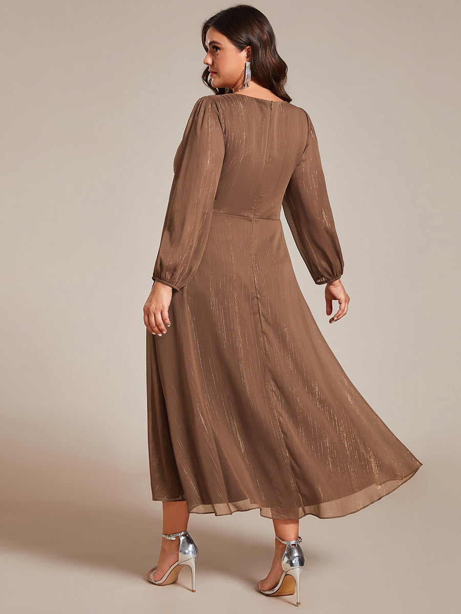 Robe d'invit¡§| de mariage trap¡§¡§ze en mousseline fluide ¡§¡è encolure ronde et longueur au genou #farbe_Emperador