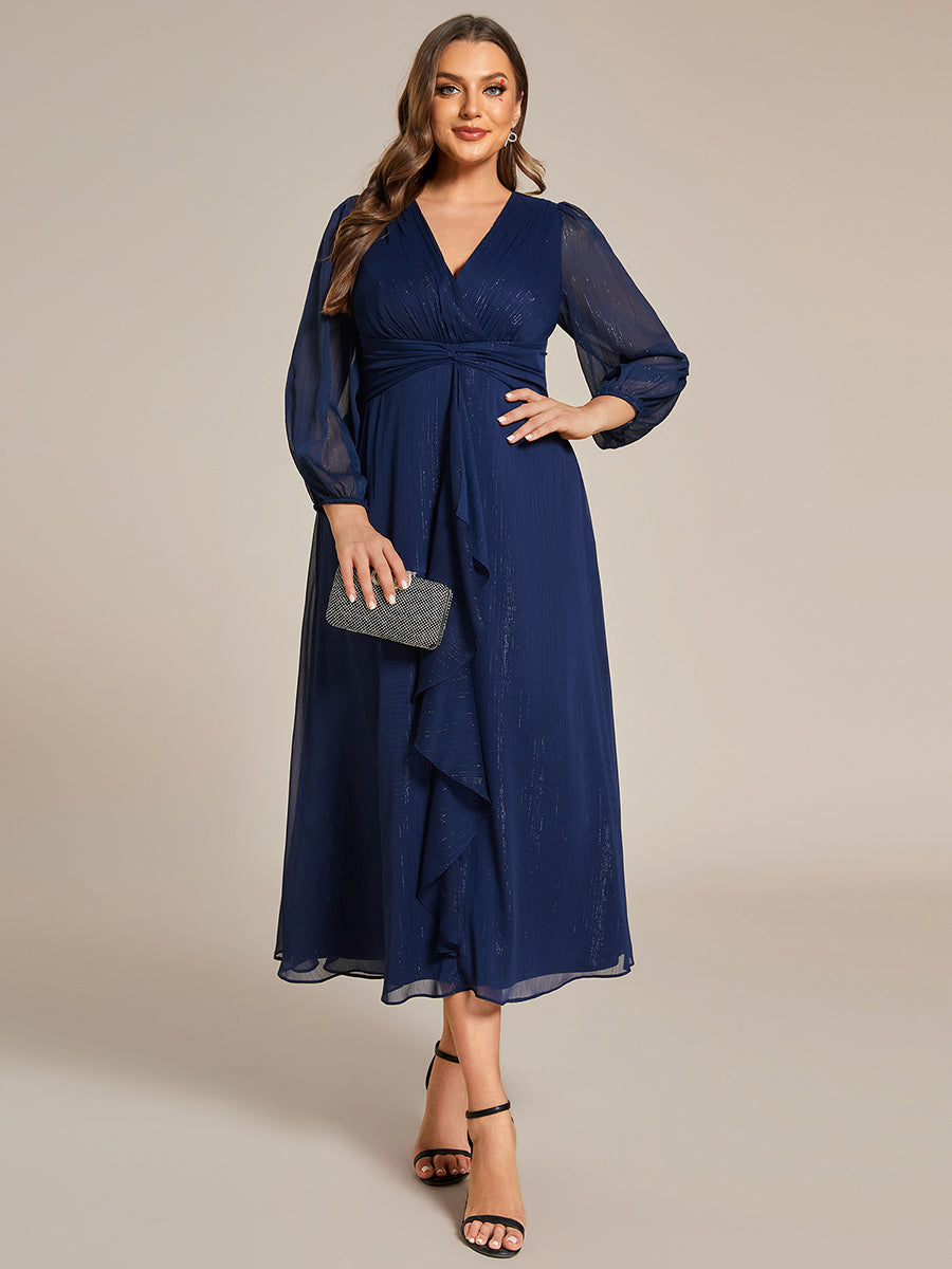 Robe d'invit¡§| de mariage trap¡§¡§ze en mousseline fluide ¡§¡è encolure ronde et longueur au genou #farbe_Marineblau