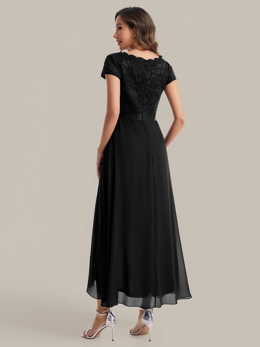 Asymmetrischer Saum, tiefer V-Ausschnitt, Chiffon-Kleid mit Rüschen-Patchwork – Hoch-Tief-Kleid #Farbe_Schwarz