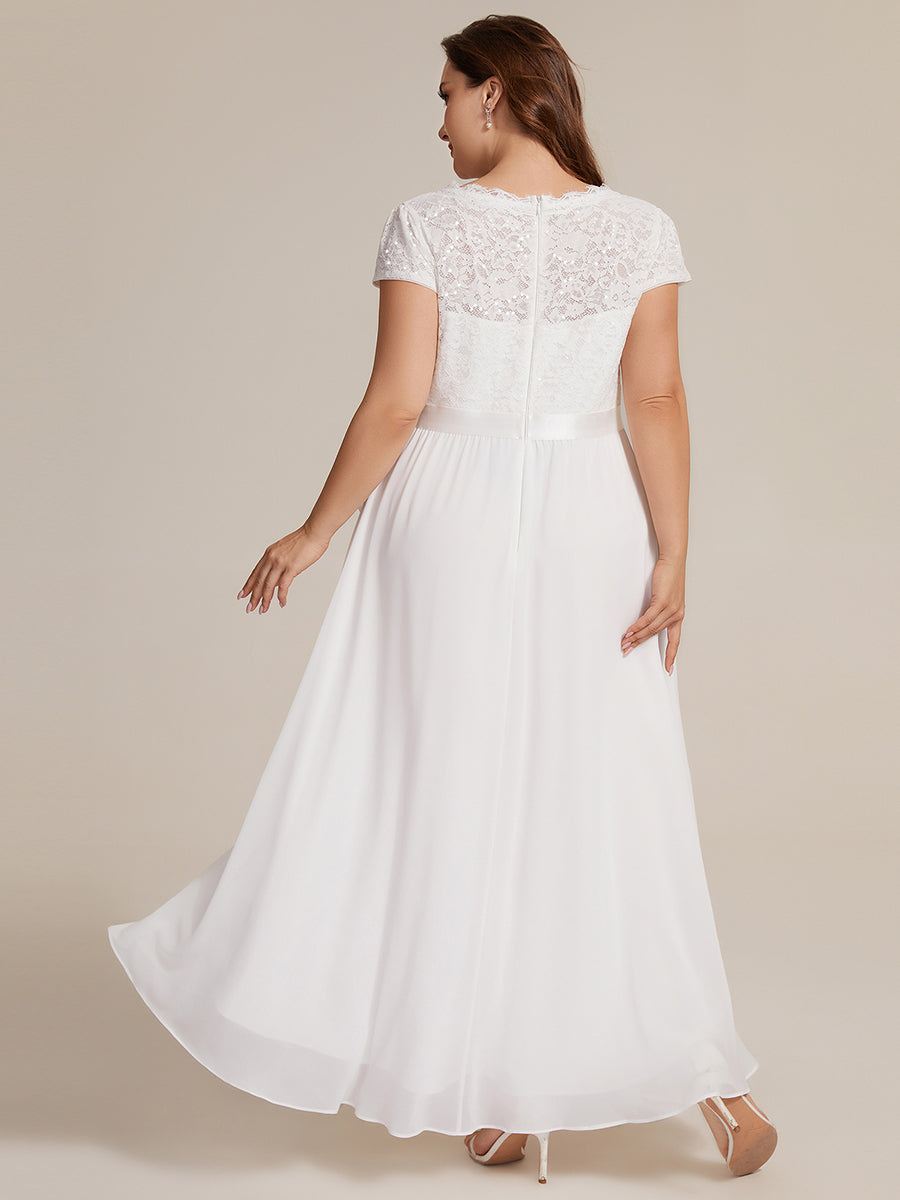 Asymmetrischer Saum, tiefer V-Ausschnitt, Chiffon-Kleid mit Rüschen-Patchwork – Hoch-Tief-Kleid #Farbe_Weiß