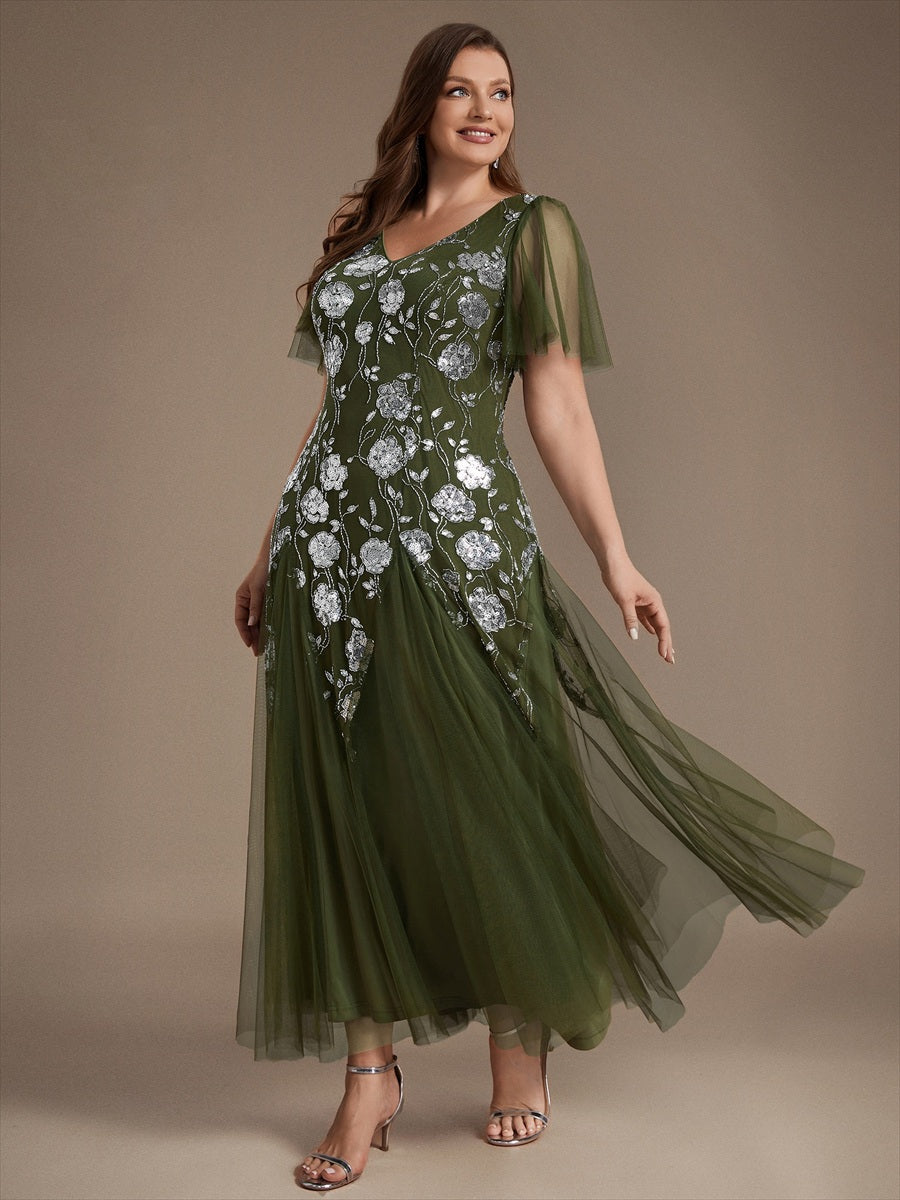 Bodenlanger V-Ausschnitt A-Linie Pailletten Kleid Mit Patchwork Und Funkelnden Details #Farbe_Olivgrün