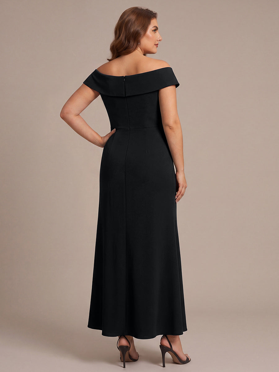 Asymmetrischer Saum V-Ausschnitt Meerjungfrau Kleid Aus Krepp Schlitz Volants #Farbe_Schwarz