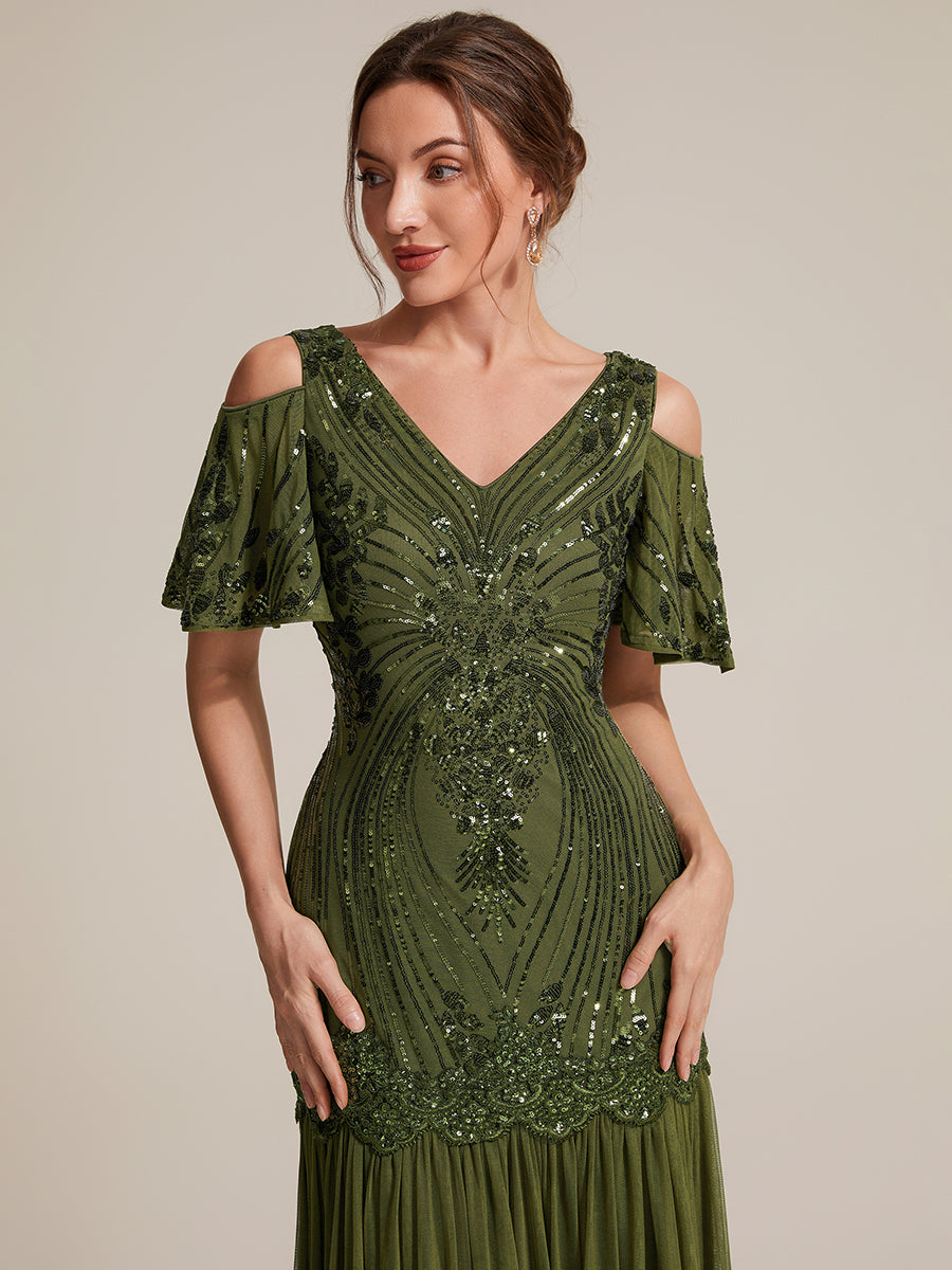 Pailletten V-Ausschnitt Etui-Schnitt Volantärmel Reißverschluss hinten abendkleid #Farbe_Olivgrün