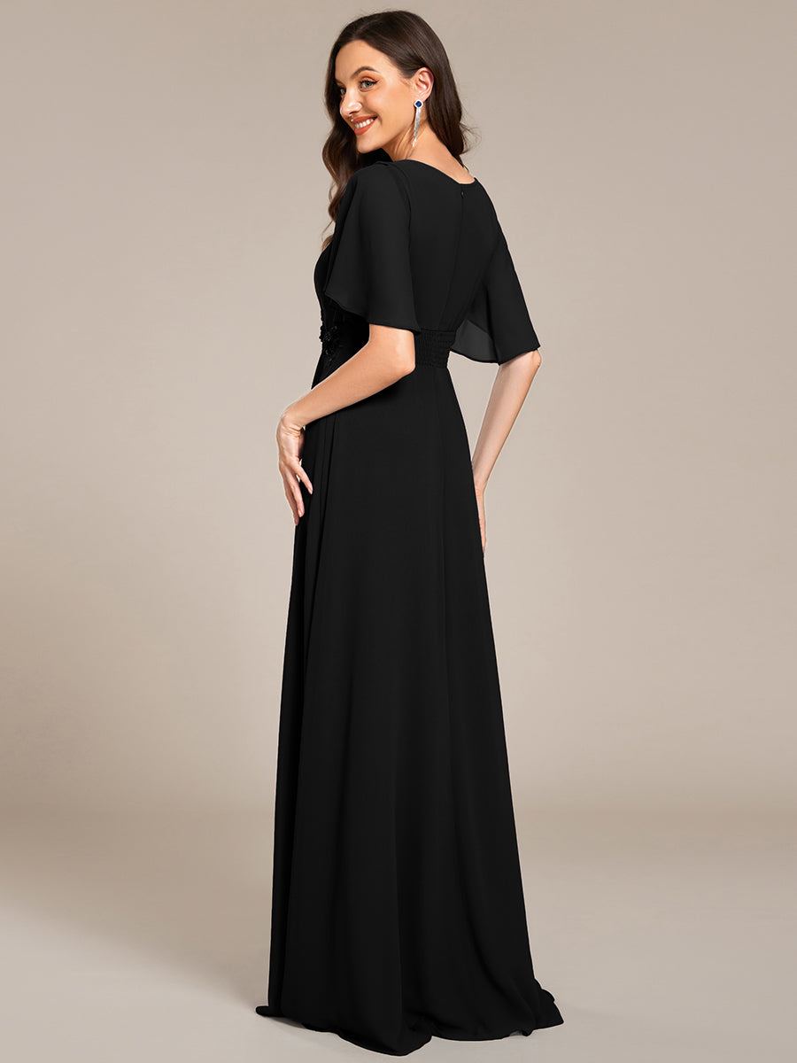 Bodenlanger A-Linien Chiffonkleid Mit Raffung Blumenmuster Und Applikationen #Farbe_Schwarz