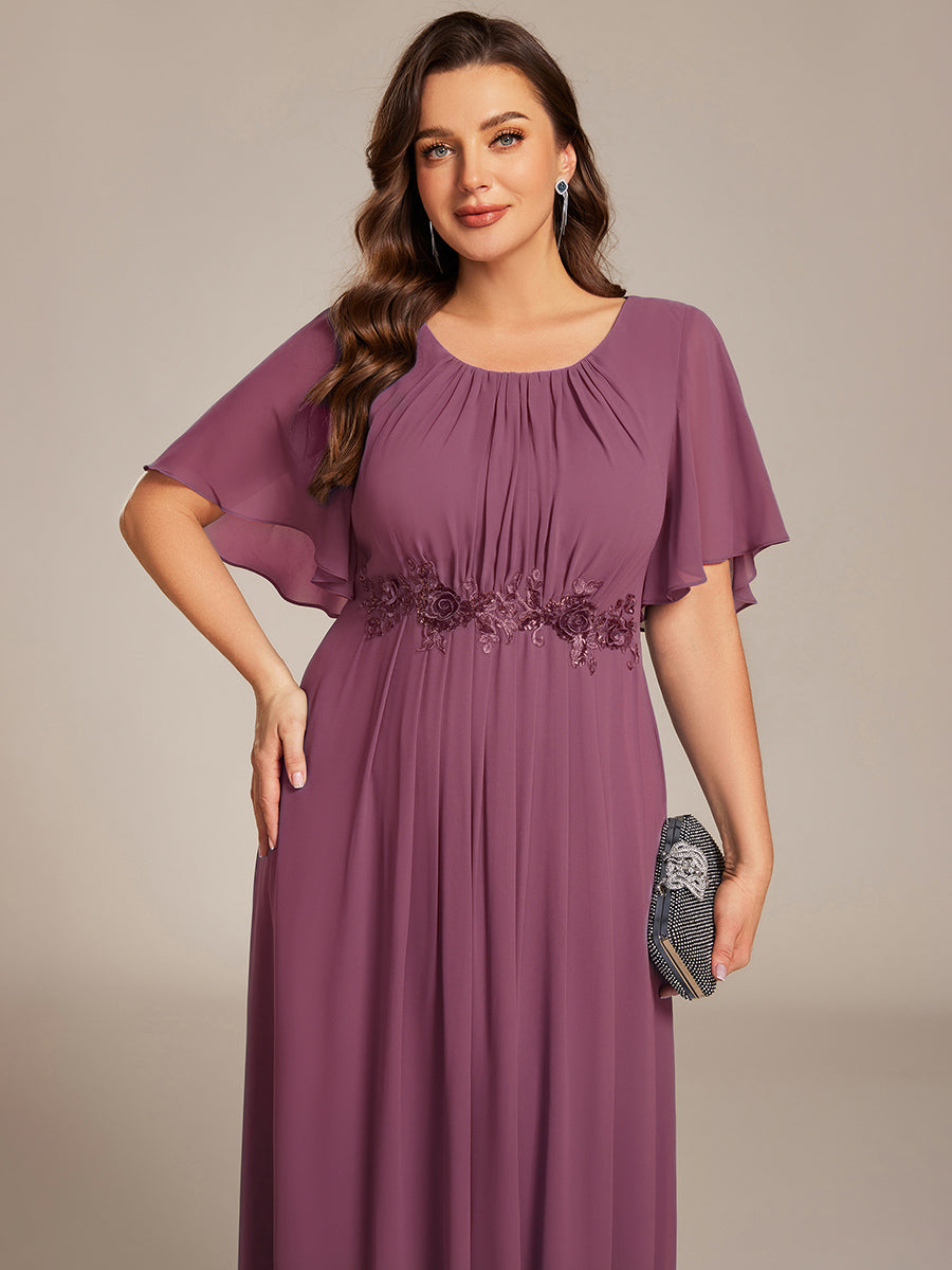 Bodenlanger A-Linien Chiffonkleid Mit Raffung Blumenmuster Und Applikationen #Farbe_Pflaumenviolett