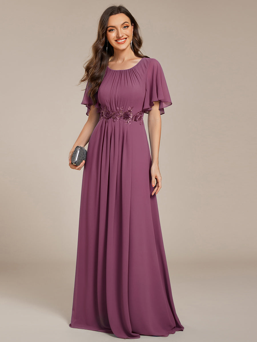 Bodenlanger A-Linien Chiffonkleid Mit Raffung Blumenmuster Und Applikationen #Farbe_Pflaumenviolett