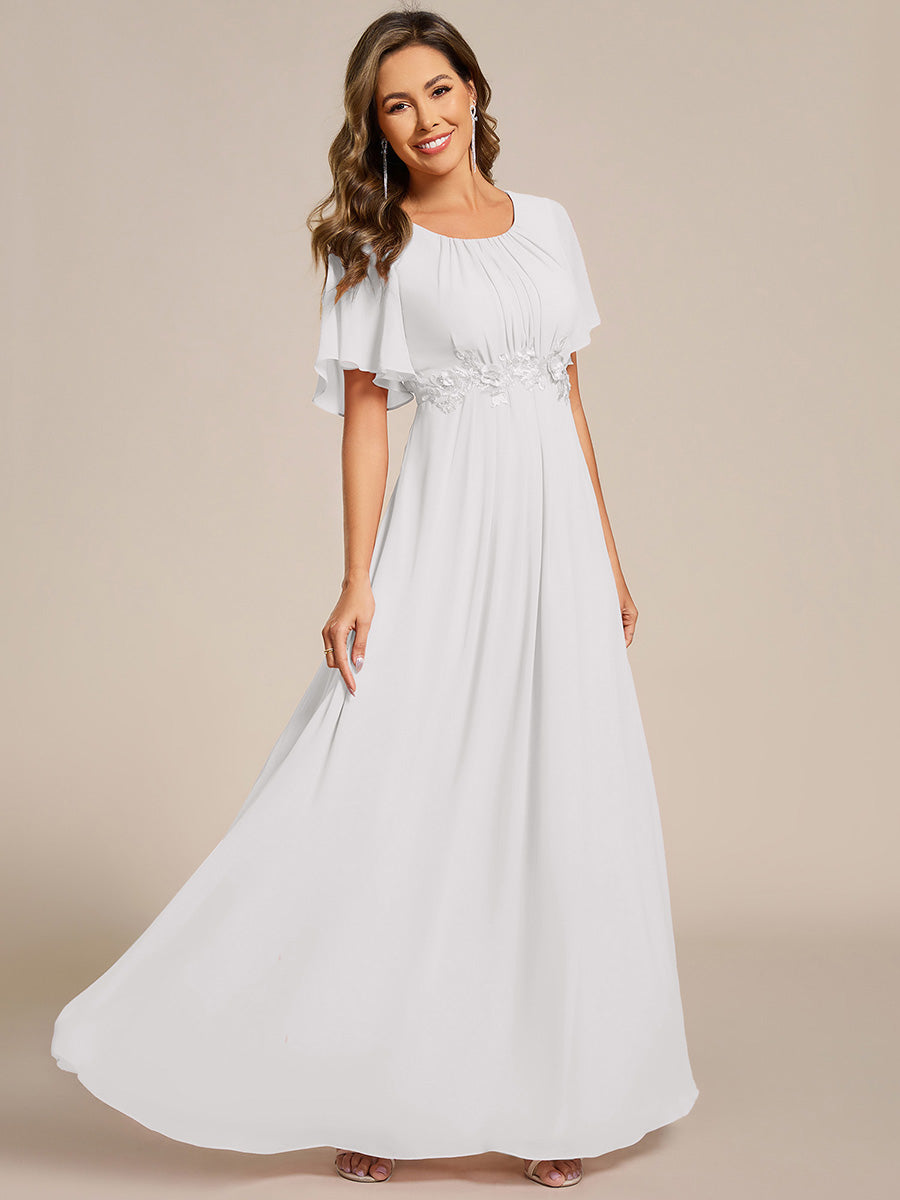 Bodenlanger A-Linien Chiffonkleid Mit Raffung Blumenmuster Und Applikationen #Farbe_Weiß