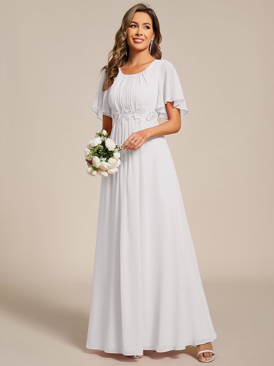 Bodenlanger A-Linien Chiffonkleid Mit Raffung Blumenmuster Und Applikationen #Farbe_Weiß