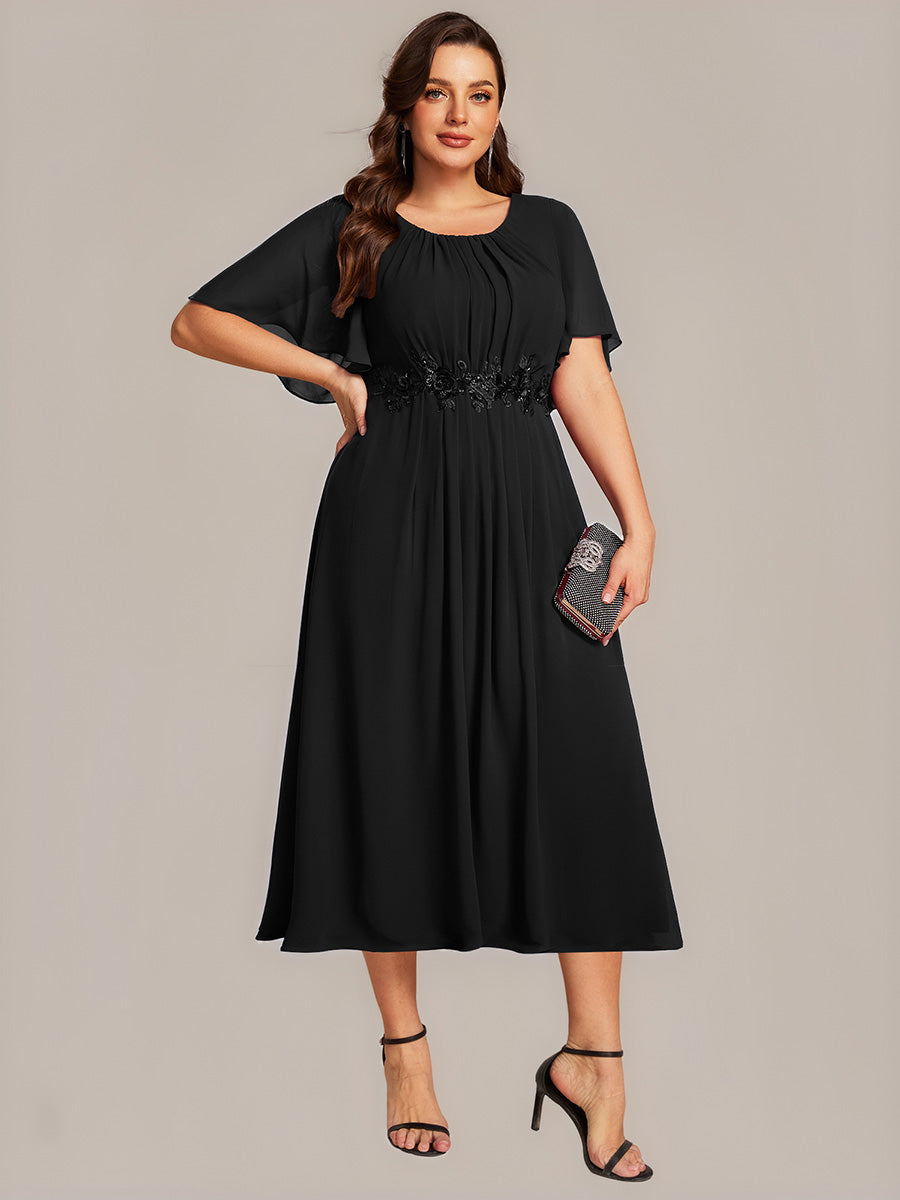 Midi Länge A Linie Chiffon Kleid Mit Rundhalsausschnitt Raffung Blumenmuster Und Applikationen #Farbe_Schwarz