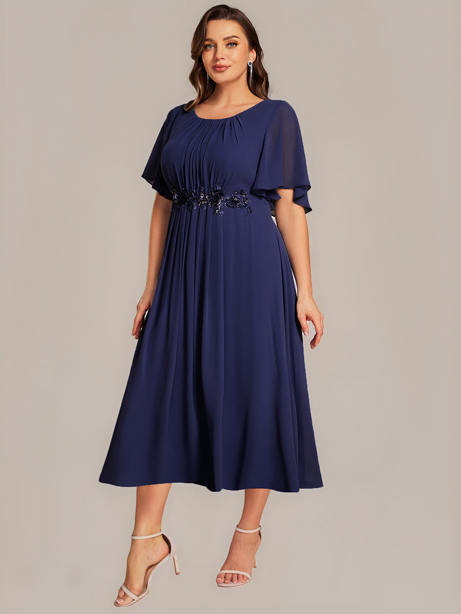 Midi Länge A Linie Chiffon Kleid Mit Rundhalsausschnitt Raffung Blumenmuster Und Applikationen #Farbe_Marineblau
