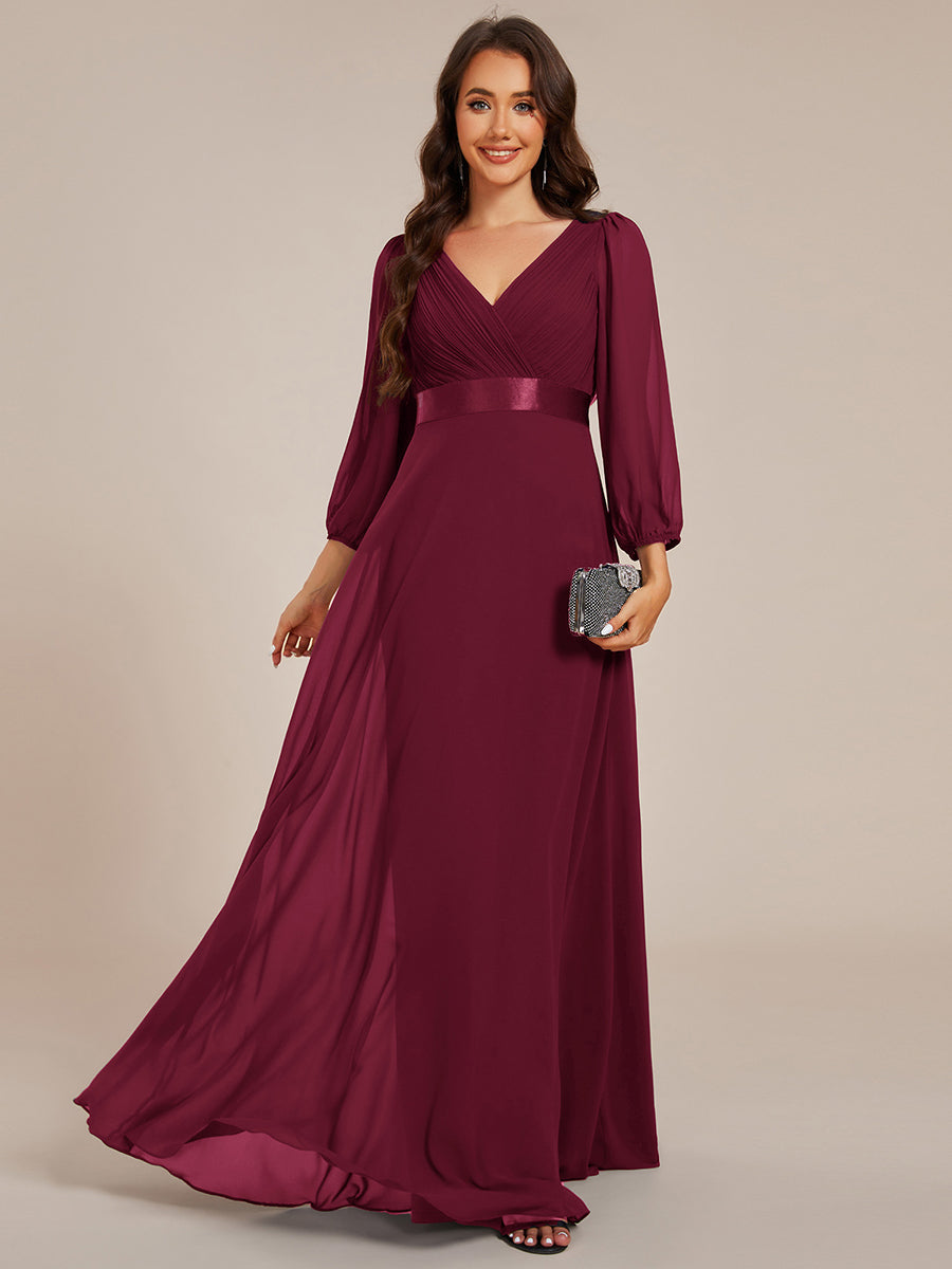Funkelndes Abendkleid in A-Linie mit Empire-Taille und langen ?rmeln #farbe_Burgunderrot