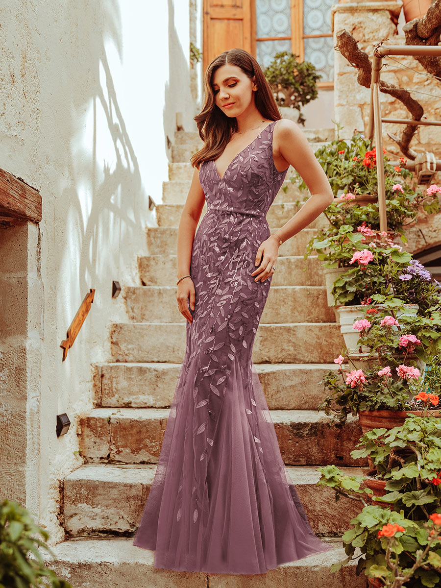 Aermelloses Abendkleid mit doppeltem V-Ausschnitt #Farbe_Orchideenviolett