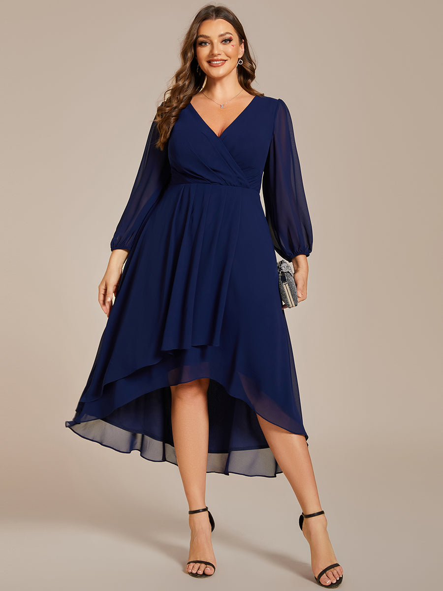 Robe d'invit¨¦ de mariage trap¨¨ze en mousseline fluide ¨¤ encolure ronde et longueur au genou #farbe_Marineblau