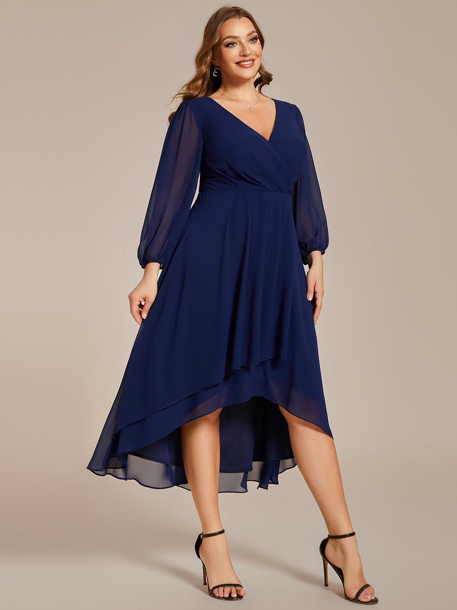 Robe d'invit¨¦ de mariage trap¨¨ze en mousseline fluide ¨¤ encolure ronde et longueur au genou #farbe_Marineblau