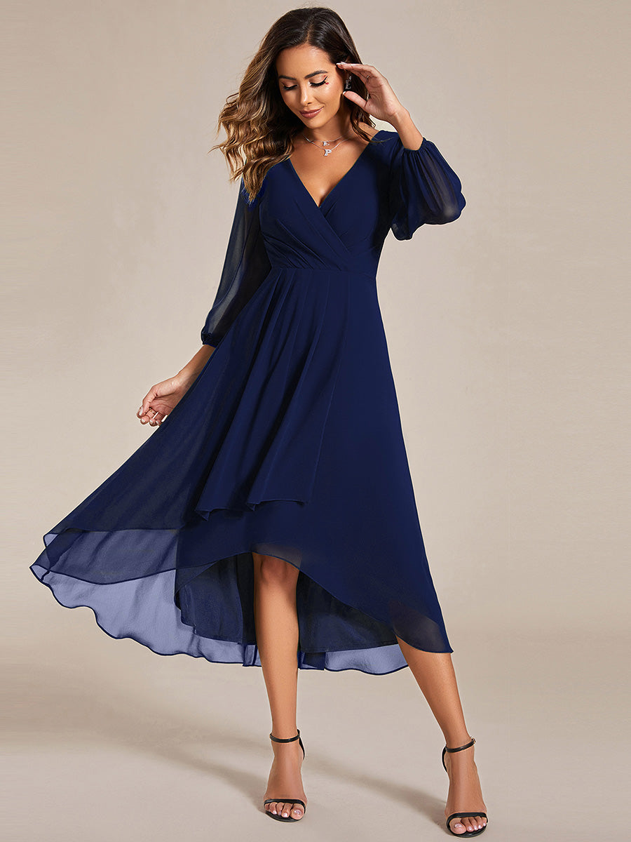 Robe d'invit¨¦ de mariage trap¨¨ze en mousseline fluide ¨¤ encolure ronde et longueur au genou #farbe_Marineblau