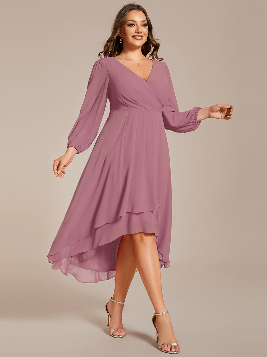 Robe d'invit¨¦ de mariage trap¨¨ze en mousseline fluide ¨¤ encolure ronde et longueur au genou #farbe_Orchideenviolett