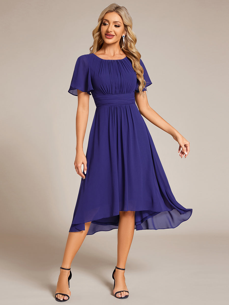 Robe d'invit¨¦ de mariage trap¨¨ze en mousseline fluide ¨¤ encolure ronde et longueur au genou #farbe_Saphirblau