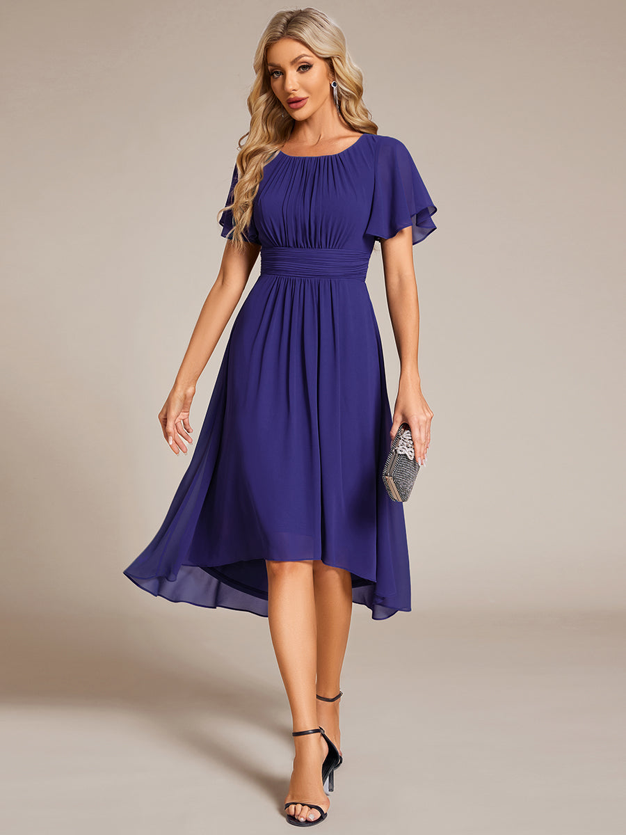 Robe d'invit¨¦ de mariage trap¨¨ze en mousseline fluide ¨¤ encolure ronde et longueur au genou #farbe_Saphirblau