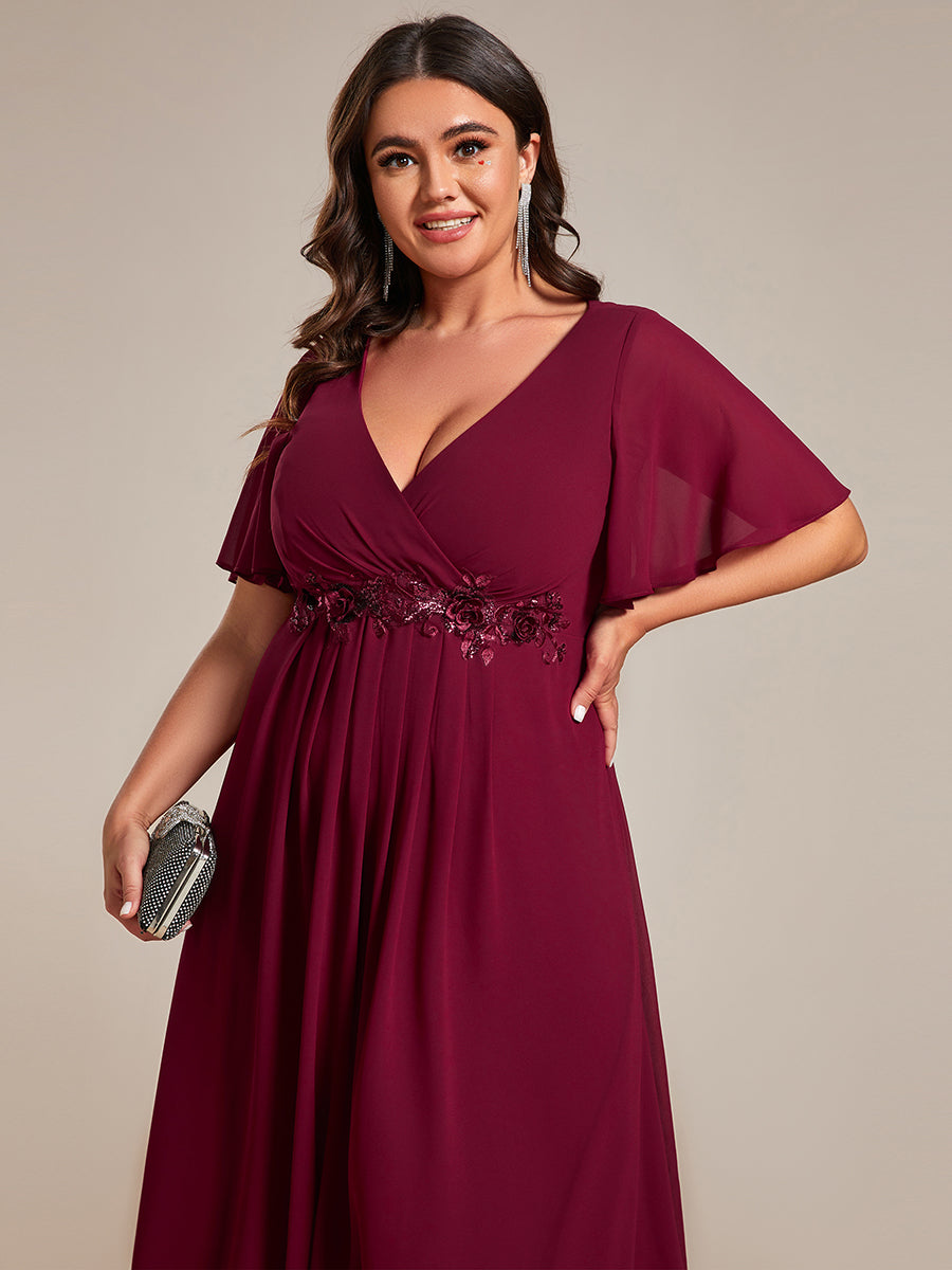 Midi Länge V-Ausschnitt A-Linie Chiffon Kleid Mit Applikationen Und Raffung Details Kleid #Farbe_Burgunderrot