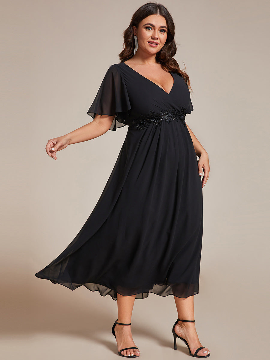 Midi Länge V-Ausschnitt A-Linie Chiffon Kleid Mit Applikationen Und Raffung Details Kleid #Farbe_Schwarz