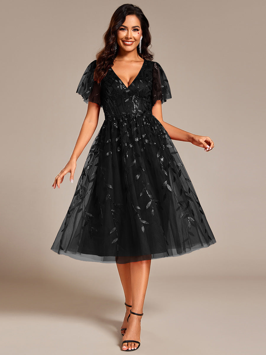 Midi Länge V-Ausschnitt A-Linie Pailletten Kleid Mit Besticktem Blumenmuster Und Gerafften Details #Farbe_Schwarz