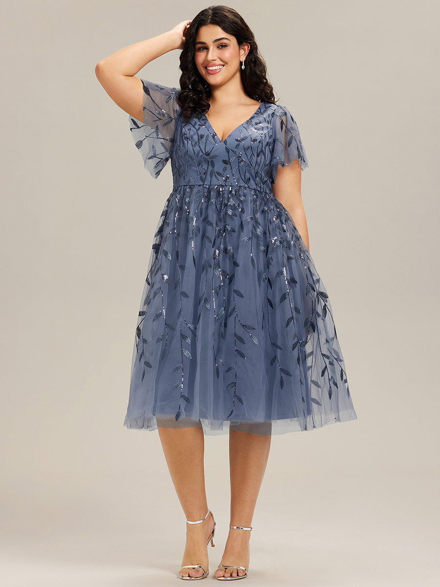 Midi Länge V-Ausschnitt A-Linie Pailletten Kleid Mit Besticktem Blumenmuster Und Gerafften Details #Farbe_Taubenblau