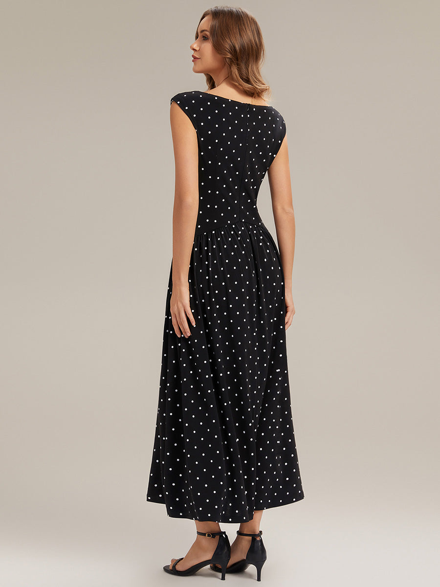 Kn?chellang V-Ausschnitt A-Linien Kleid Aus Strick Mit Raffung Und P¨¹nktchen Design #Farbe_Schwarz gepunktet