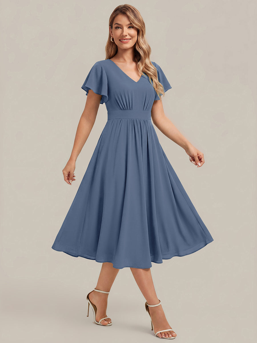 Midi Tee-L?nge Smocked A-Linie Kleid Mit V-Ausschnitt Aus Chiffon Elegant Und Stilvoll Kleid #Farbe_Taubenblau