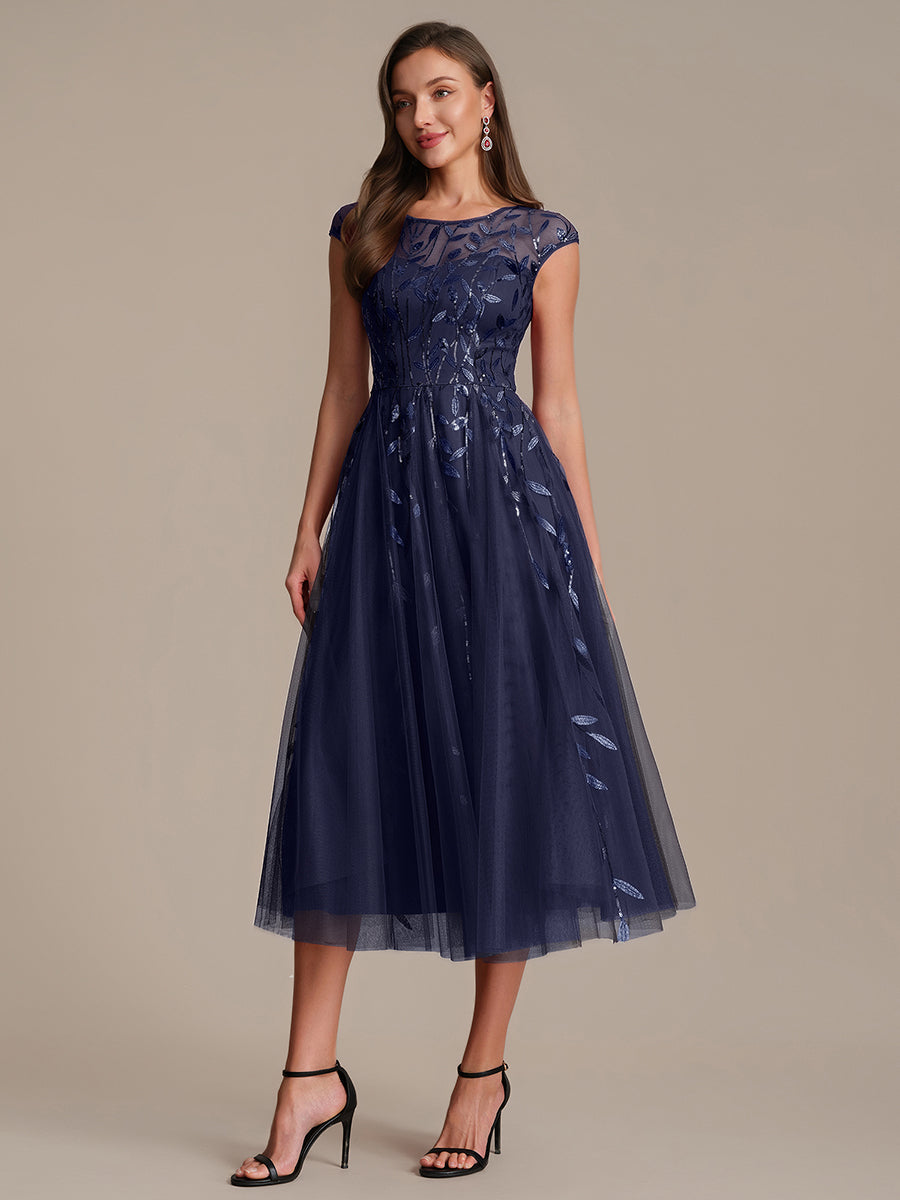 Tea L?nge A Linie Kleid Mit Rundhalsausschnitt Transparente Gestaltung Und Pailletten Kleid #Farbe_Marineblau