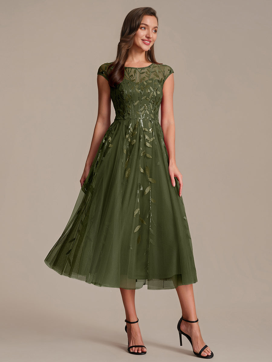 Tea L?nge A Linie Kleid Mit Rundhalsausschnitt Transparente Gestaltung Und Pailletten Kleid #Farbe_Olivgrün