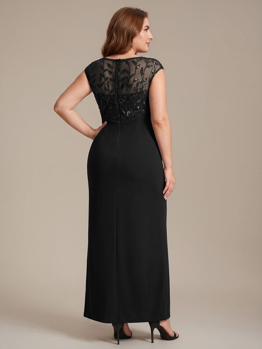 Maxi Asymmetrisches Bodycon Krepp Kleid Mit Oberschenkel Hohem Schlitz Und Pailletten Details Kleid #Farbe_Schwarz