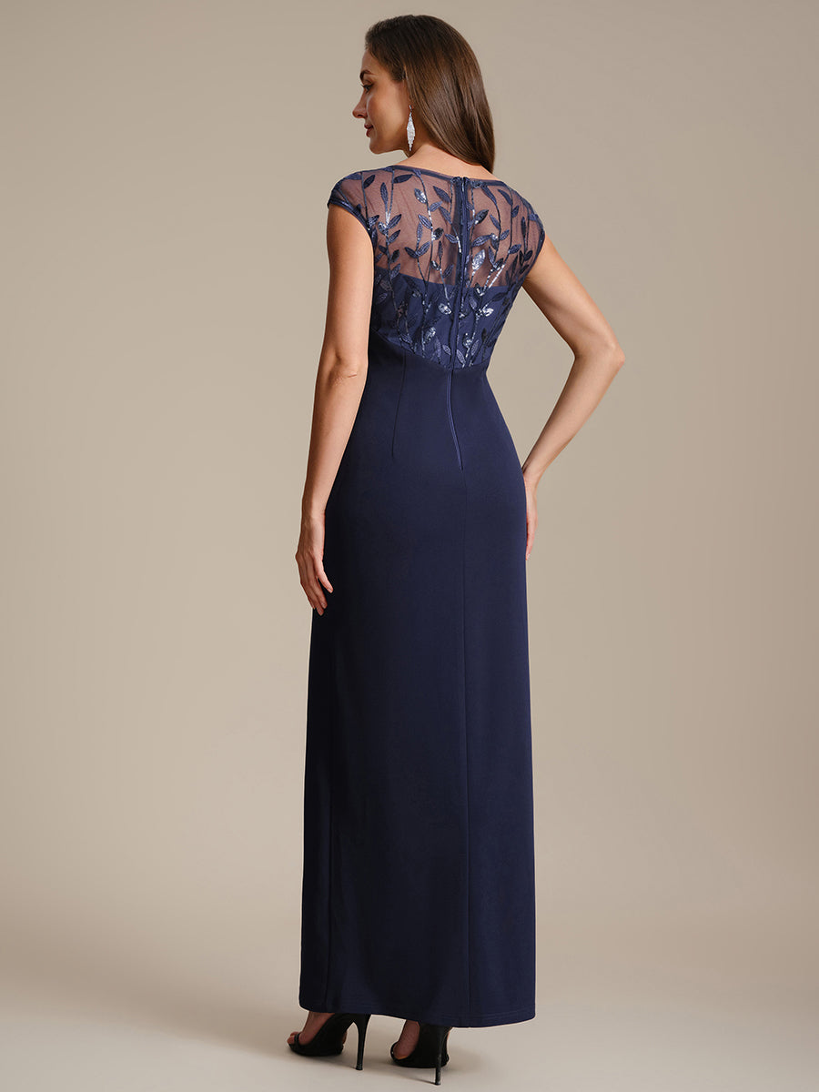 Maxi Asymmetrisches Bodycon Krepp Kleid Mit Oberschenkel Hohem Schlitz Und Pailletten Details Kleid #Farbe_Marineblau