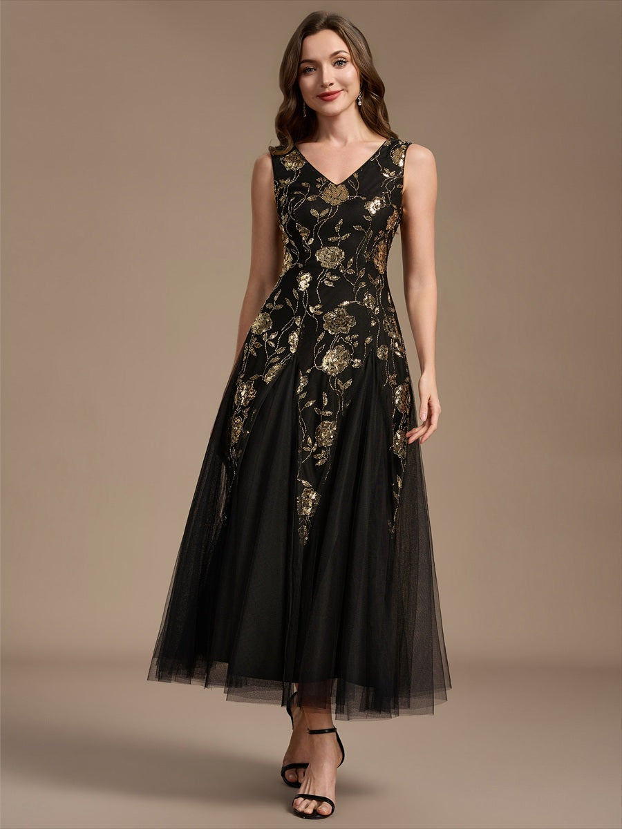 Ärmelloses Paillettenkleid mit Perlenstickerei und V-Ausschnitt hochzeitsgastkleid #Farbe_Schwarz & Gold