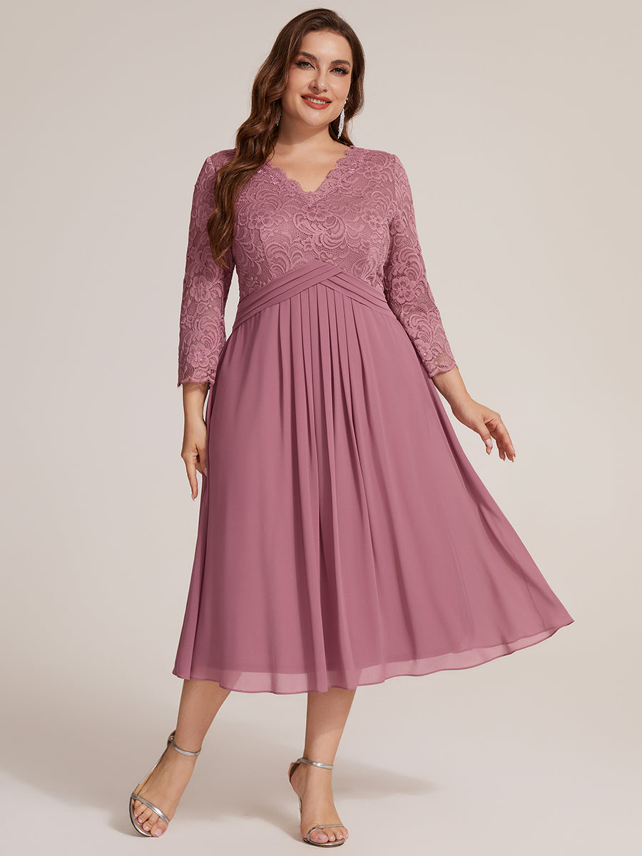 Midi Tee Länge V Ausschnitt Etui Kleid Aus Spitze Elegantes Design Für Besondere Anlässe #Farbe_Orchideenviolett