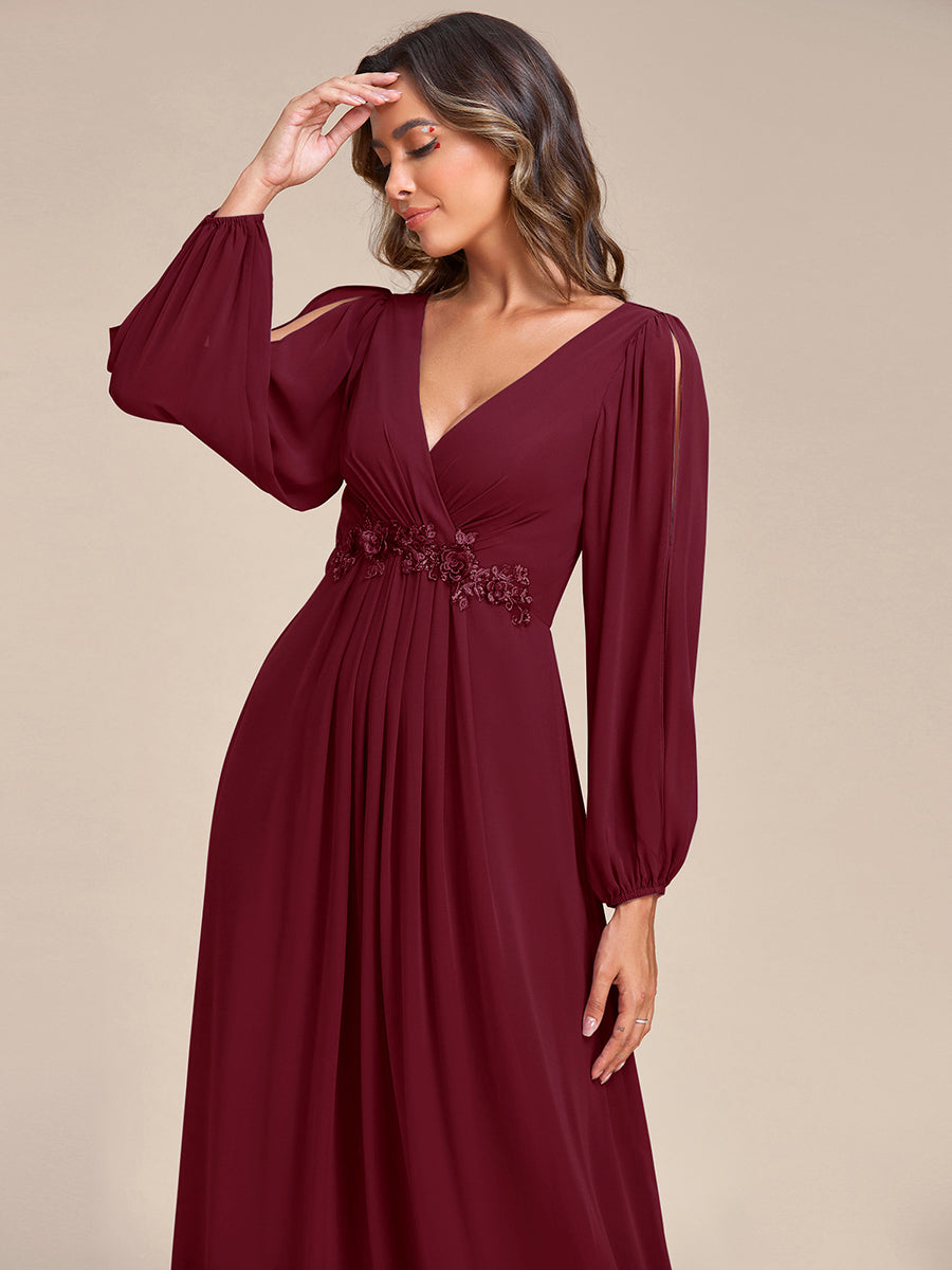 Brautmutterkleid mit V-Ausschnitt A-Linie und langen Ärmeln, bodenlang