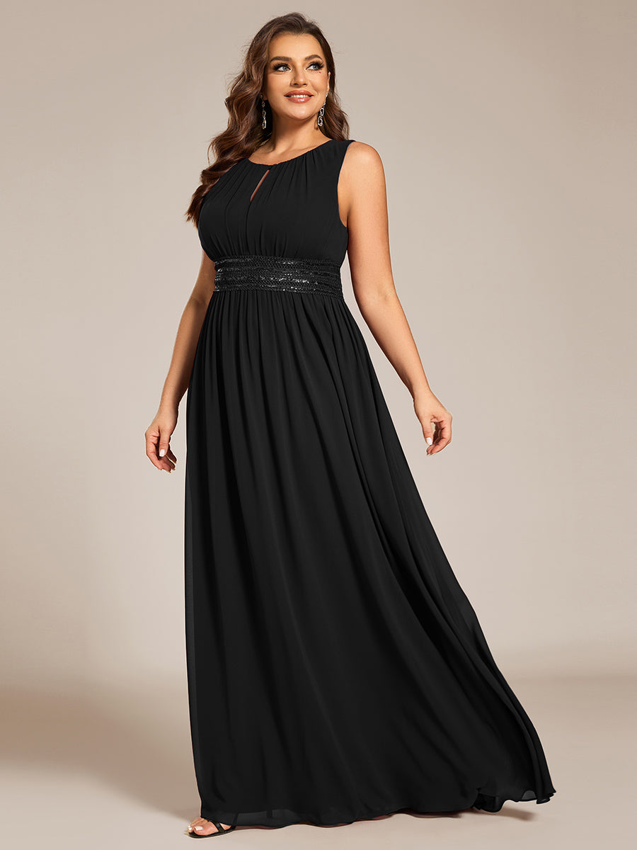 Bodenlanger A-Linien Chiffon Kleid Mit Rundhalsausschnitt Und Bestickten Details #Farbe_Schwarz