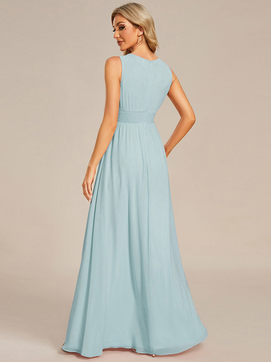 Bodenlanger A-Linien Chiffon Kleid Mit Rundhalsausschnitt Und Bestickten Details #Farbe_Himmelblau