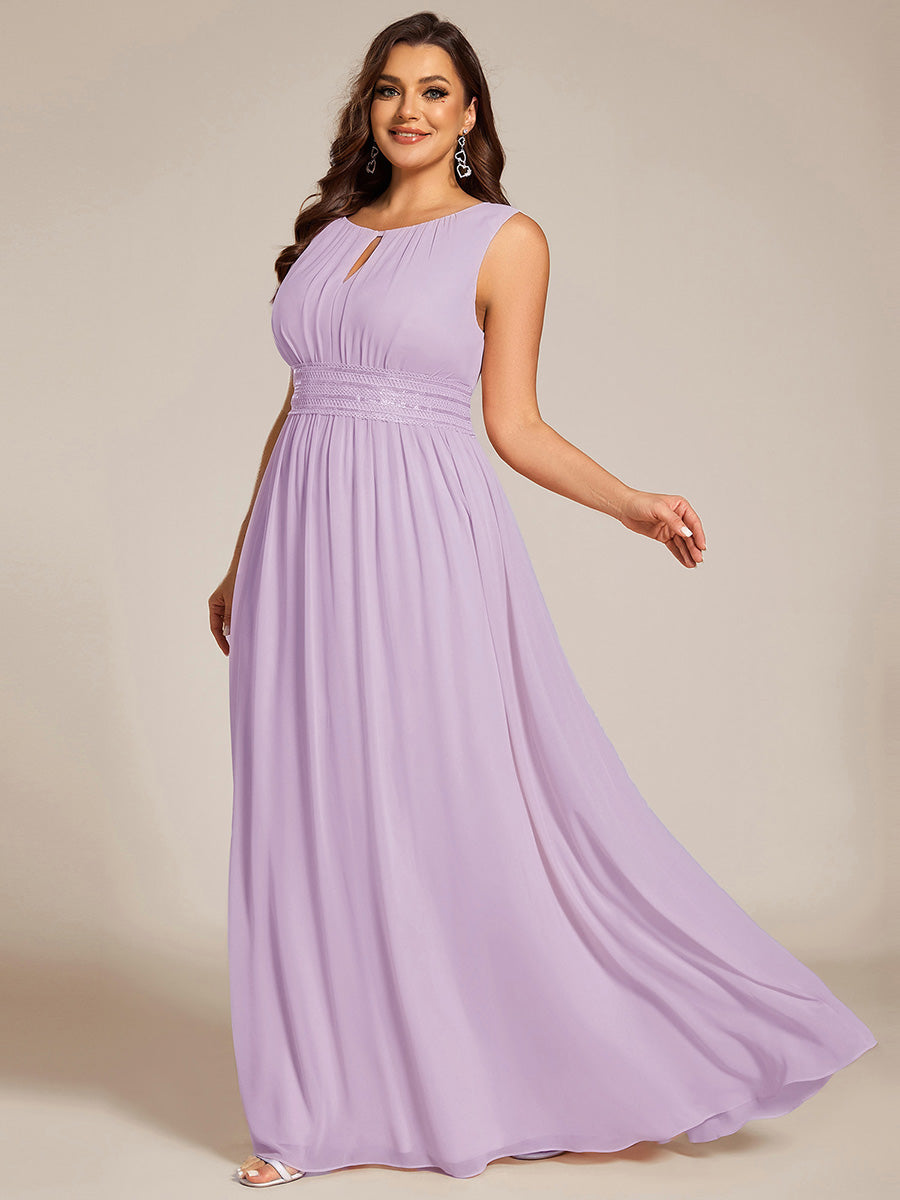 Bodenlanger A-Linien Chiffon Kleid Mit Rundhalsausschnitt Und Bestickten Details #Farbe_Mattflieder