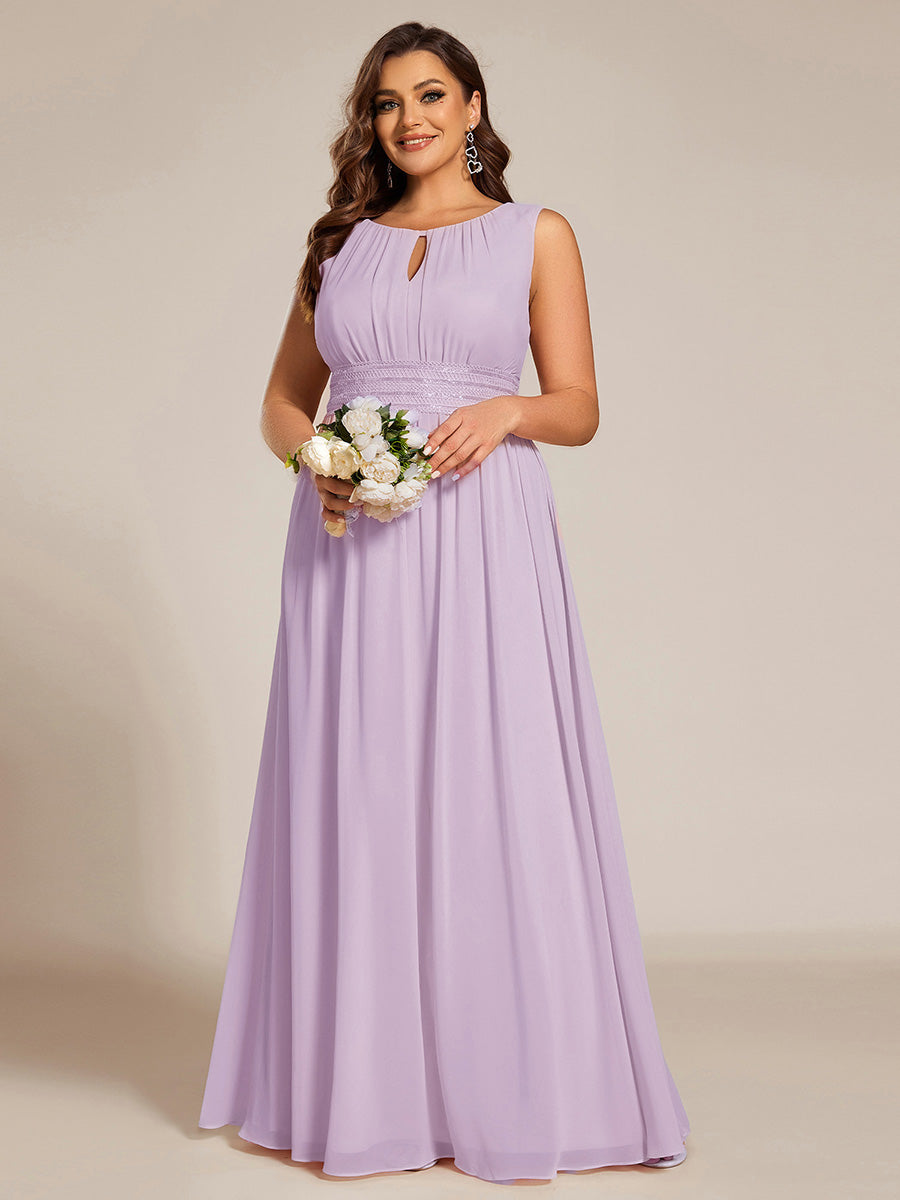 Bodenlanger A-Linien Chiffon Kleid Mit Rundhalsausschnitt Und Bestickten Details #Farbe_Mattflieder