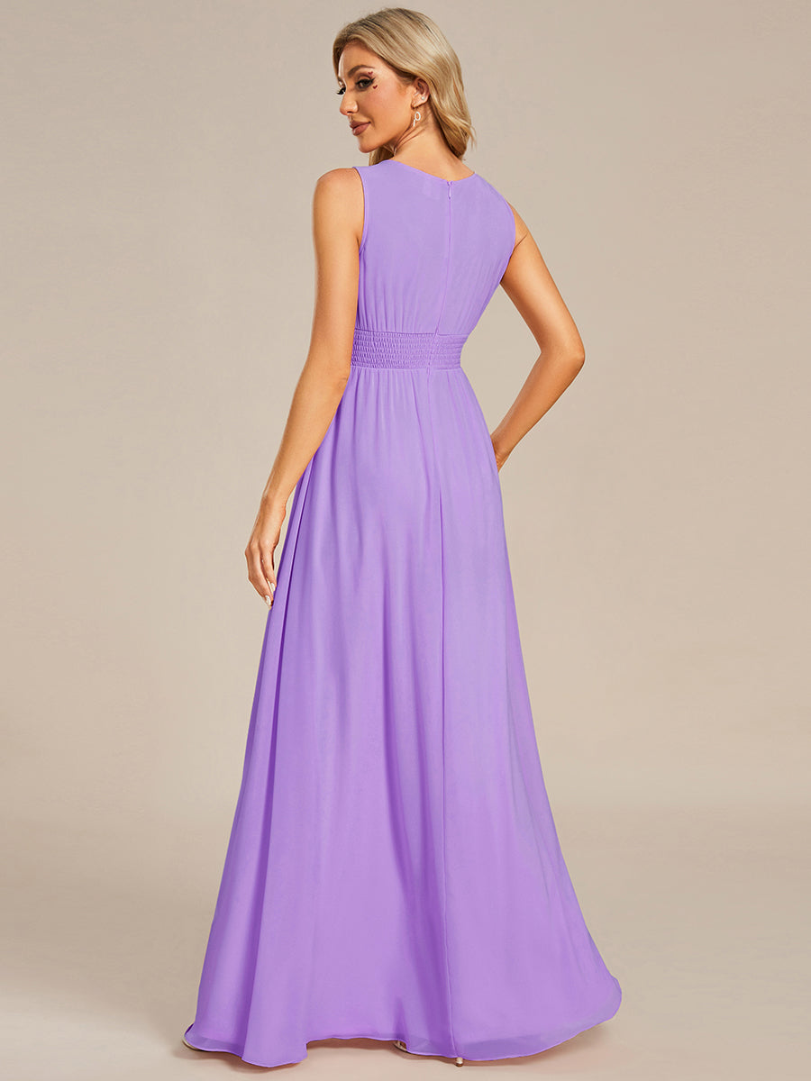 Bodenlanger A-Linien Chiffon Kleid Mit Rundhalsausschnitt Und Bestickten Details #Farbe_Lavendel