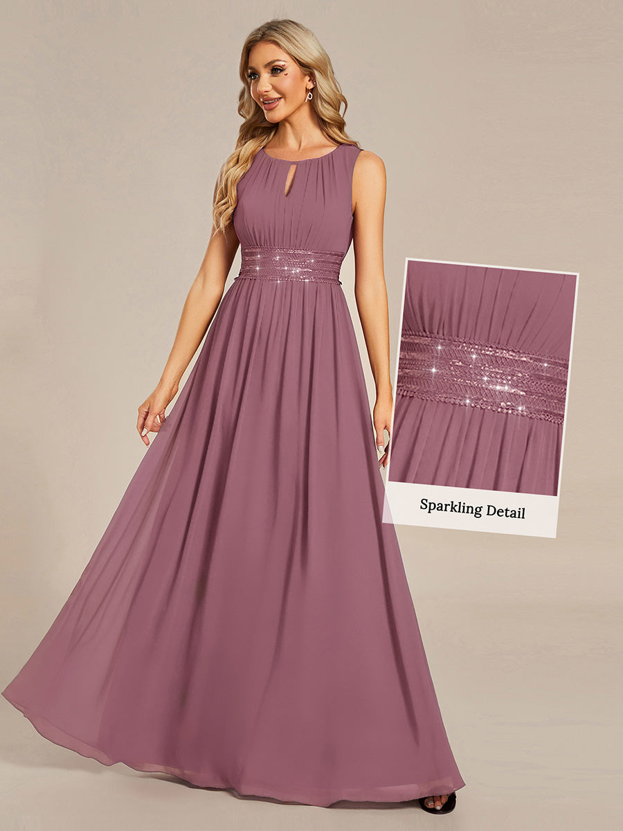 Bodenlanger A-Linien Chiffon Kleid Mit Rundhalsausschnitt Und Bestickten Details #Farbe_Orchideenviolett